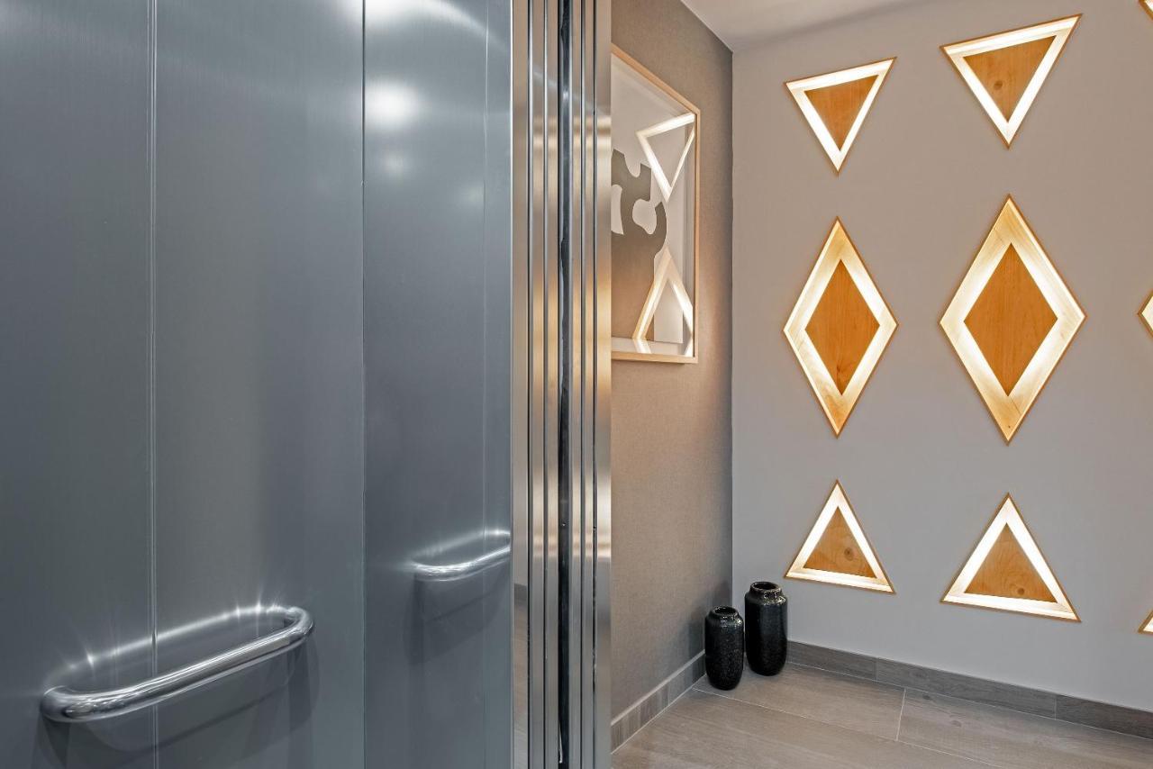 Lukanda Luxury Sevilla Exteriör bild